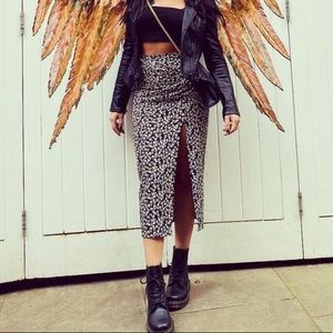 Z A R A black & white Floral Print Skirt